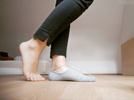 Feet of Penny