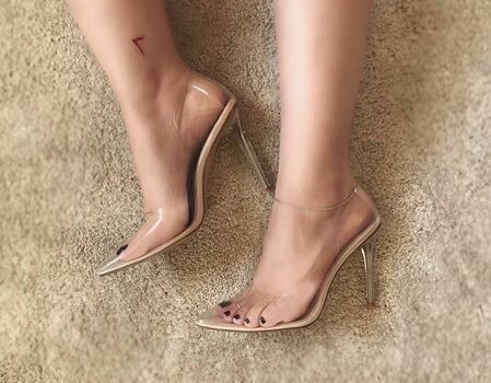 FeetByJo