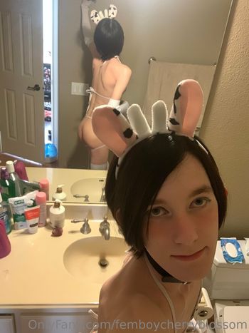 femboycherryblossom