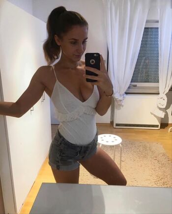 Fitness_by_toni