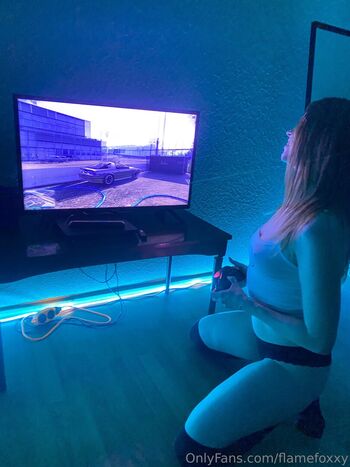 flamefoxxy
