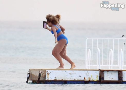 Fleur East