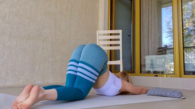 Flexible Beauties