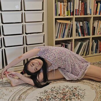 Flexible Beauties