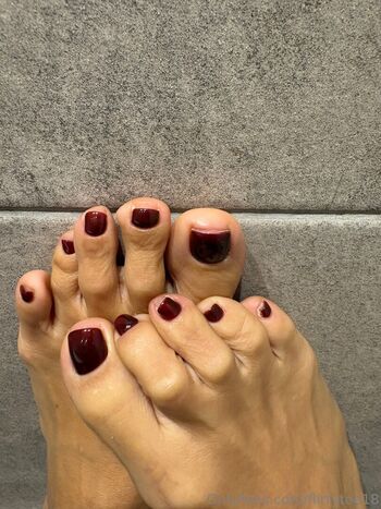 flirtytoe18