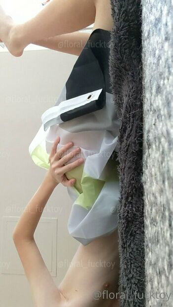 floral_fucktoy