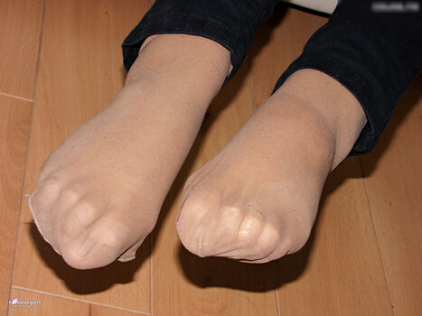 Footlovegirls