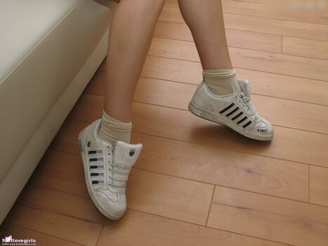 Footlovegirls