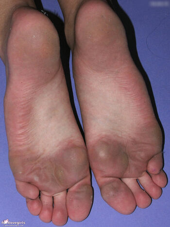 Footlovegirls
