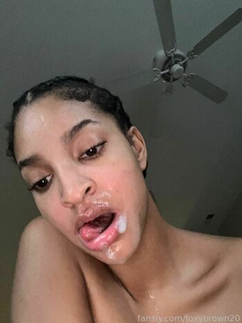 Foxybrown20
