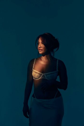 Francia Raisa