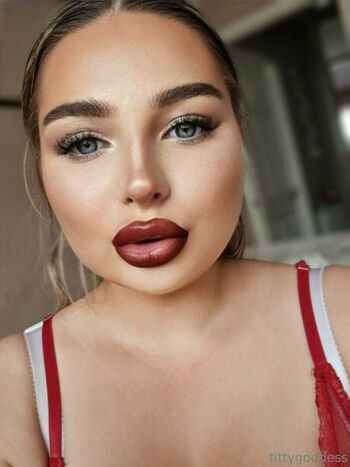 freetittygoddess