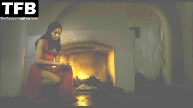 Freida Pinto