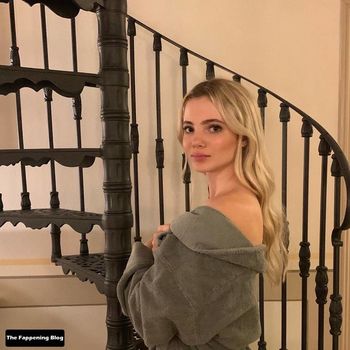 Freya Allan