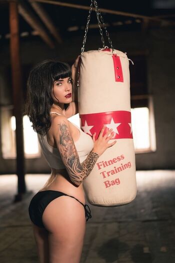 Freyja Luna / Eliska