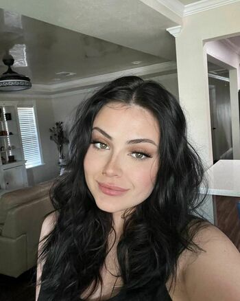 Giavana Raine