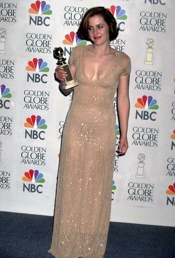 Gillian Anderson