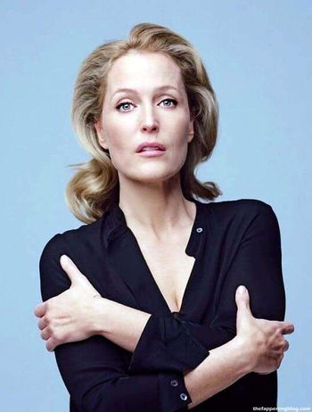 Gillian Anderson