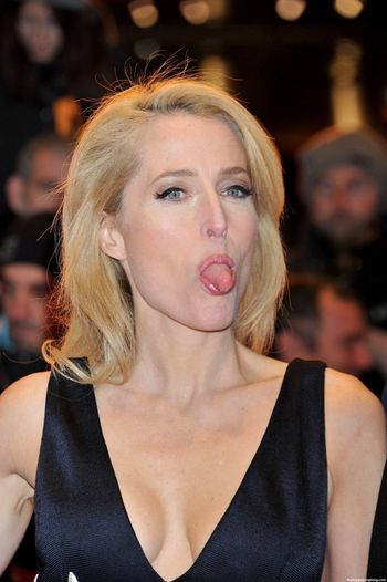 Gillian Anderson