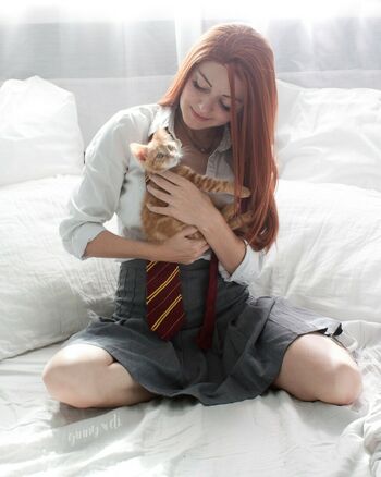 Ginny Di