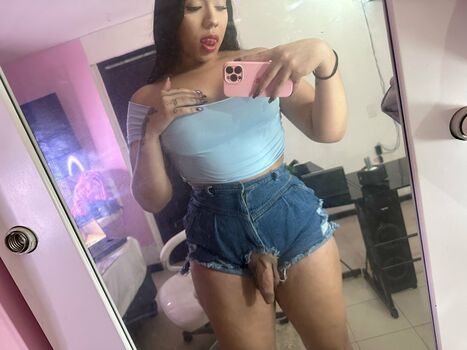 girl_hotbicth