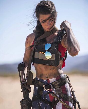 Girls With Guns