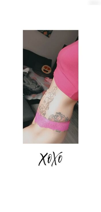 Girlwithfacetattoo aka Jacky aus Hartes Deutschland