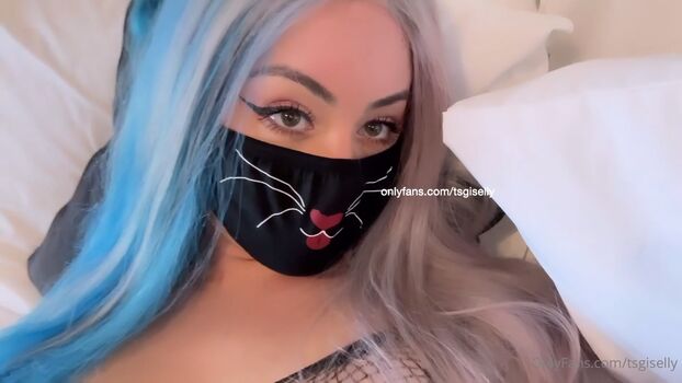 Giselly Angel