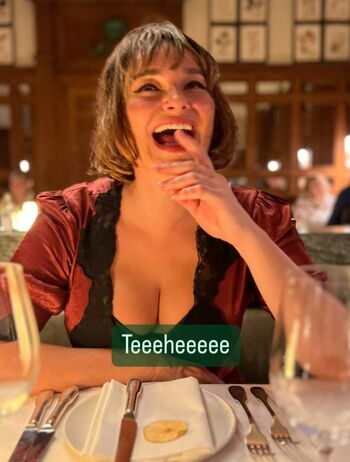 Gizzi Erskine