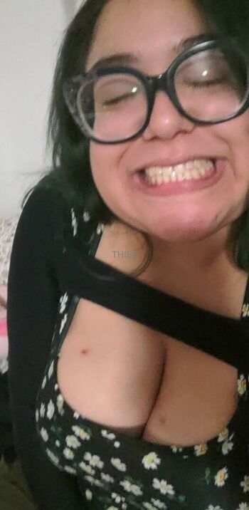 glassesandamustache