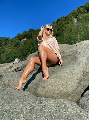 Gloria Legs