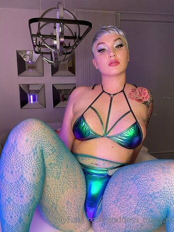 goddess_toveyah