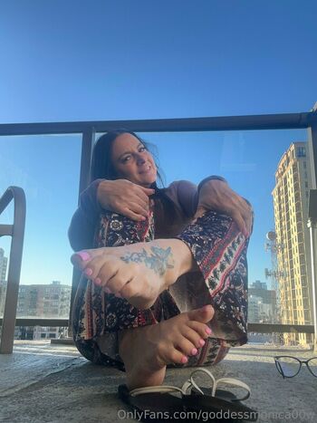 goddessmonica00w