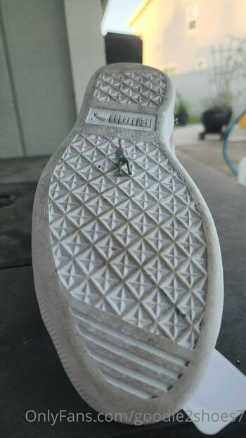 goodie2shoes7