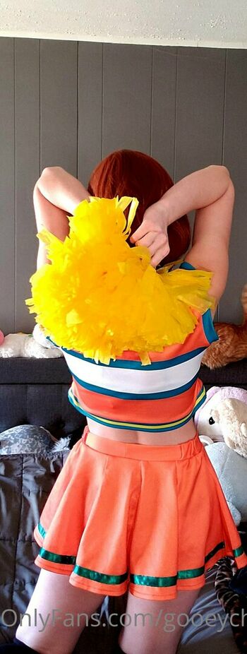 gooeychewycosplay