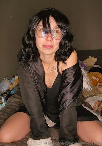 gooeychewycosplay