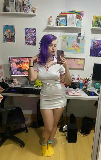 Goth.anime.girlfriend
