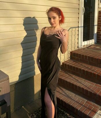 Gothicbratgf