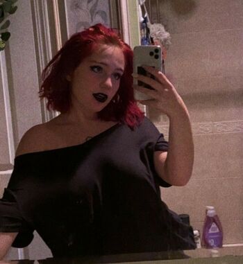 Gothicbratgf