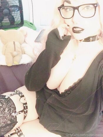 GothTamago