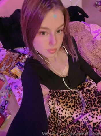 grapeslikethefruit