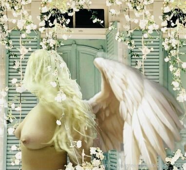 greeneyedblonde_1996