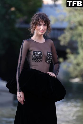 Greta Ferro