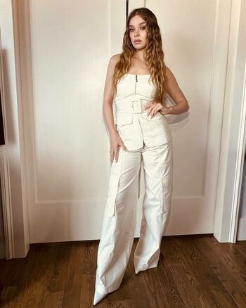 Hailee Steinfeld