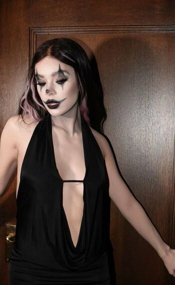 Hailee Steinfeld