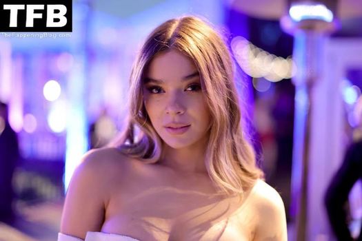 Hailee Steinfeld