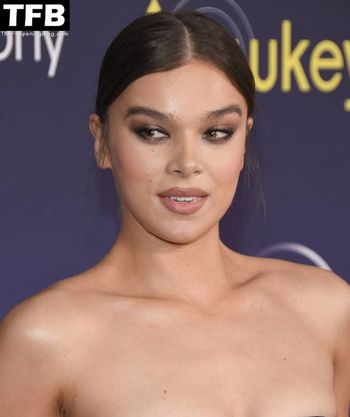 Hailee Steinfeld