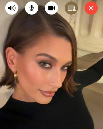 Hailey Baldwin Bieber