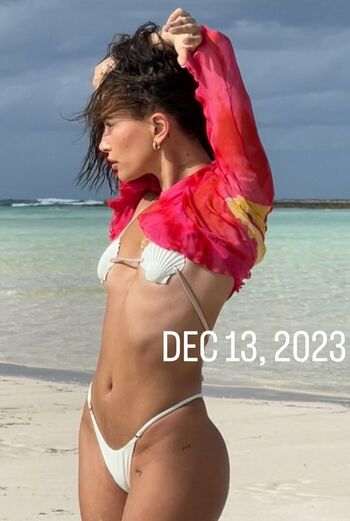 Hailey Baldwin Bieber