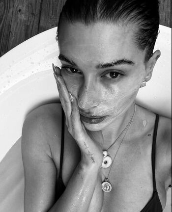 Hailey Baldwin Bieber